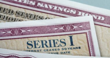 With inflation running hot, Series I bonds are still a smart move for yield and tax advantages
