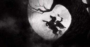 10 Darkest Tim Burton Movies, Ranked
