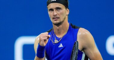 Alexander Zverev inches closer to grand slam title as he advances at US Open