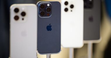 Head shot of Eric Garcia