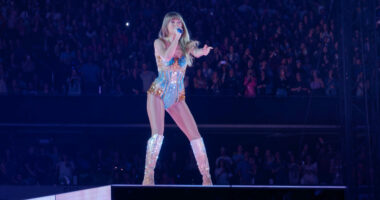 BREAKING: Self Declared ‘Childless Cat Lady’ Taylor Swift Endorses Kamala Harris, Locks Comments.