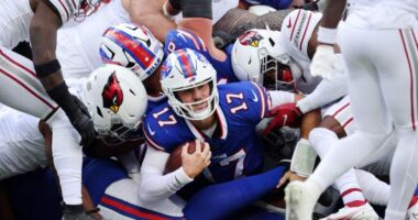 Bills QB Josh Allen Shares Concerning Update After Injury Against Cardinals