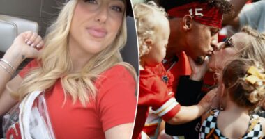 Brittany Mahomes supports husband Patrick and the Chiefs with personalized fanny pack