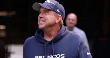 Broncos Replace Injured Rookie With Super Bowl Champion