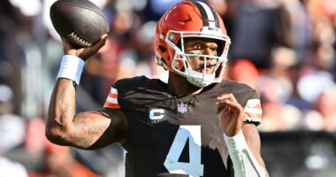Browns Urged to Replace Deshaun Watson With Jameis Winston