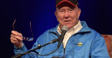 Billy Edd Wheeler, who wrote countless hit songs for dozens of artists, has died at age 91