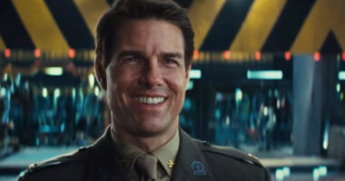 Tom Cruise in Edge of Tomorrow