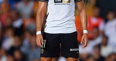 Valencia have reportedly banned forward Rafa Mir from attending training this week