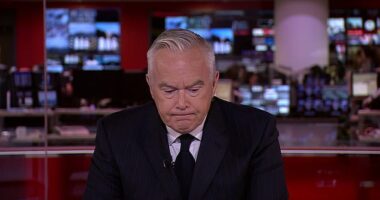 Edwards announcing the news of Her Majesty's death to the nation in September 2022