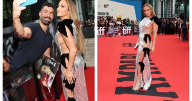 Jennifer Lopez 'Revenge Dress' Photos Slammed as 'Desperate,' Ridiculous