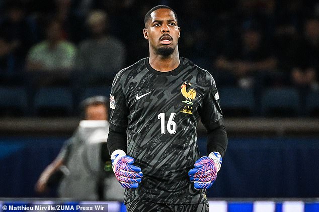 Mike Maignan reportedly dressed down his France team-mates after their defeat by Italy