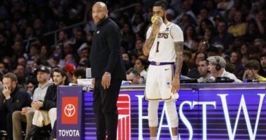 Lakers New Coach Makes One Thing Clear to D'Angelo Russell