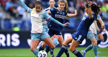 Mary Fowler got her name on the scoresheet as Manchester City thrashed Paris FC in the Women's Champions League