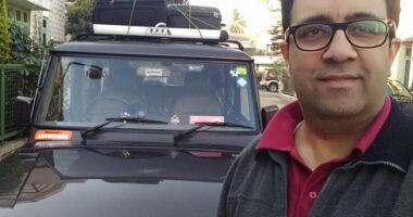 Ashwini Khanna (pictured) pointed out that many passengers and Uber drivers could benefit from using deodorant