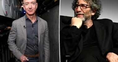 Neil Gaiman won't be at Jeff Bezos Campfire literary retreat