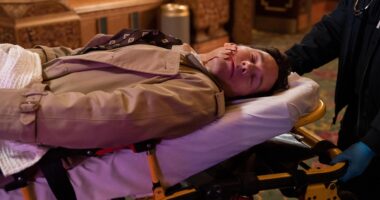Only Murders in the Building -- “The Show Must…” - Episode 301 -- Curtain up on Season 3! And Leading Man down! After Ben Glenroy’s collapse on stage, Charles, Oliver & Mabel piece together the show’s first days with a suspicious cast & crew to determine if foul play was involved. Spoiler alert… Ben (Paul Rudd), shown. (Photo by: Patrick Harbron/Hulu)