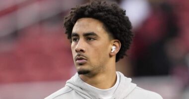 Packers QB Jordan Love to 'Miss Some Time' With MCL Sprain