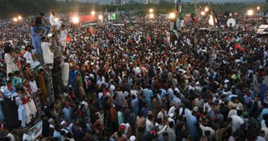 Pakistani police free the leader of former premier Khan’s opposition party