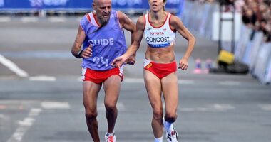 Paralympic marathon runner Elena Congost was disqualified two metres from the finish line