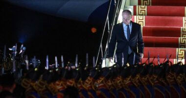 Russia Ukraine war latest: Mongolia refuses to arrest Putin as Kyiv halts Russian advance in east