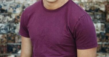 He's best known for playing the heartthrob Hunter King on Home and Away. And on Thursday, Scott Lee stunned fans with his dramatically different look. Pictured