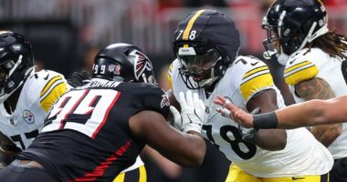 Steelers Lose Guard James Daniels for 2024 Season: Report