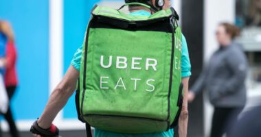 Supermarket to launch 24-hour delivery service