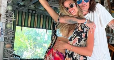 Johnny Depp and his rumoured girlfriend, Yulia Vlasova, pictured together in the Bahamas in a new post. One source admits that Yulia does bear a resemblance to his ex-wife Amber