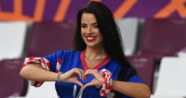 The Life and Career of Ivana Knoll: Model, Age, Height