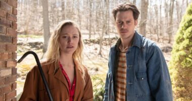 This Totallly Underrated Bill Skarsgard and Maika Monroe Horror Movie Is One of a Kind