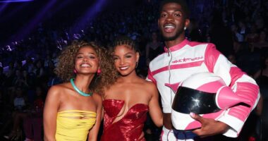 Tyla & Halle Bailey React After Viral Reactions To The VMA Winner For Asking Lil Nas X To Hold Her Trophy (WATCH)