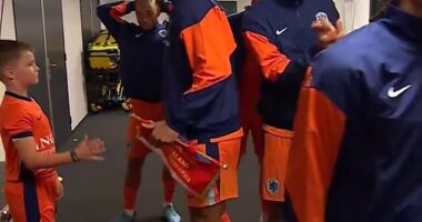 Liverpool's Virgil van Dijk (L) appeared to snub Man United's Joshua Zirkzee (R) on Dutch duty