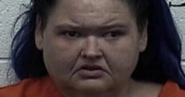 ‘1000-Lb. Sisters’ Star Amy Slaton Arrested After She’s Bitten by Camel at Zoo: Report