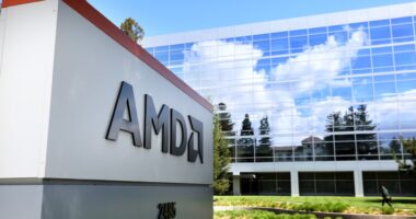 AMD’s AI event features new chips — but it doesn’t help the stock