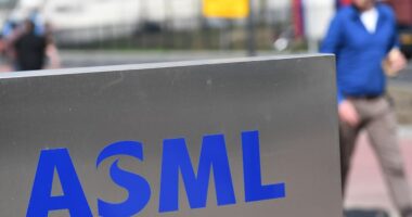 ASML says chip-market slump will mainly impact sales to China