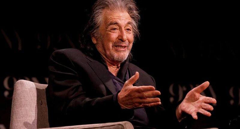 Celebrity Net Worth logo