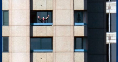 Atlanta Four Seasons Resident Barricades Himself in 33rd Floor Apartment, Opens Fire