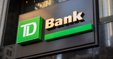 Top 10 U.S. Bank BUSTED For Drug-Related Money Laundering!