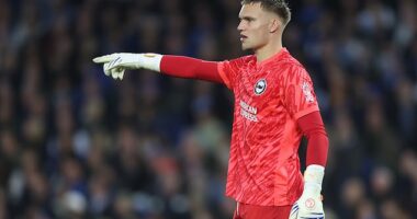 Bayern Munich are reportedly keeping tabs on Brighton star Bart Verbruggen