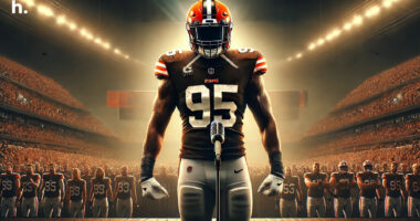 Browns DE Myles Garrett Gives 4-Word Response to Potential Trade