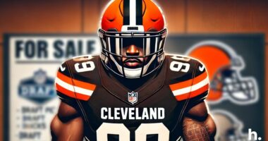 Browns DE Za'Darius Smith Dubbed a Top NFL Trade Candidate