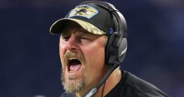 Browns Trade Idea Sends Superstar to Lions for 2 1st-Rounders