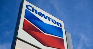Chevron Canada to sell assets to Canadian Natural Resources for $6.5 billion in cash