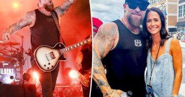 Country star Brantley Gilbert pauses concert as wife gives birth on tour bus