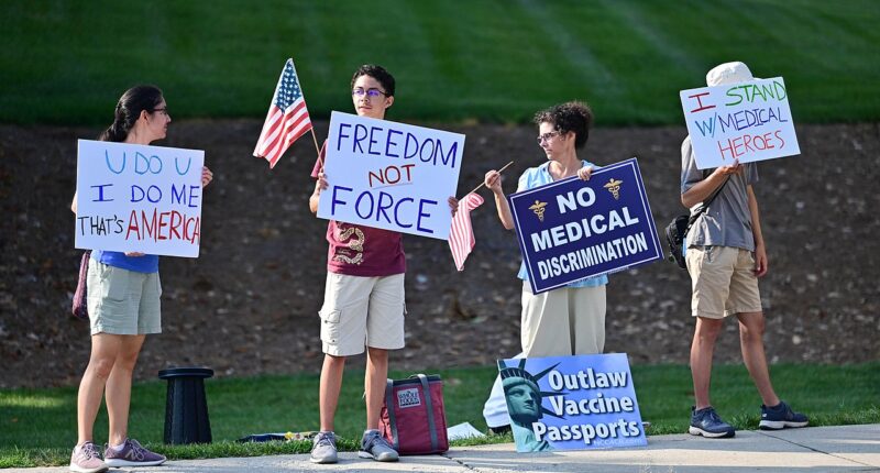 Crunchy Moms, Independent Doctors Are Aligning With The Right