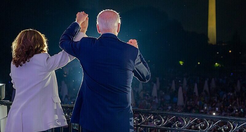 Kamala standing with Joe Biden in front of the Washington Monument.