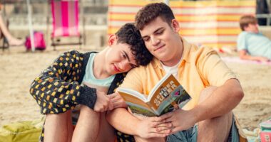 Every Book Isaac Reads in Heartstopper Season 3