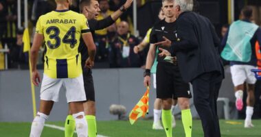 Fenerbahce vs Manchester United LIVE: Europa League result and final score as Jose Mourinho sent off