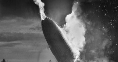 Harris' Hindenburg Goes KABOOM on the 'Trump's a Fascist!' Mooring Mast – RedState