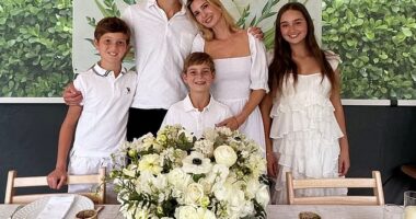 A seemingly innocuous photo posted by Ivanka Trump may hint at a repairing of relations between her father and Nikki Haley as the election winds down